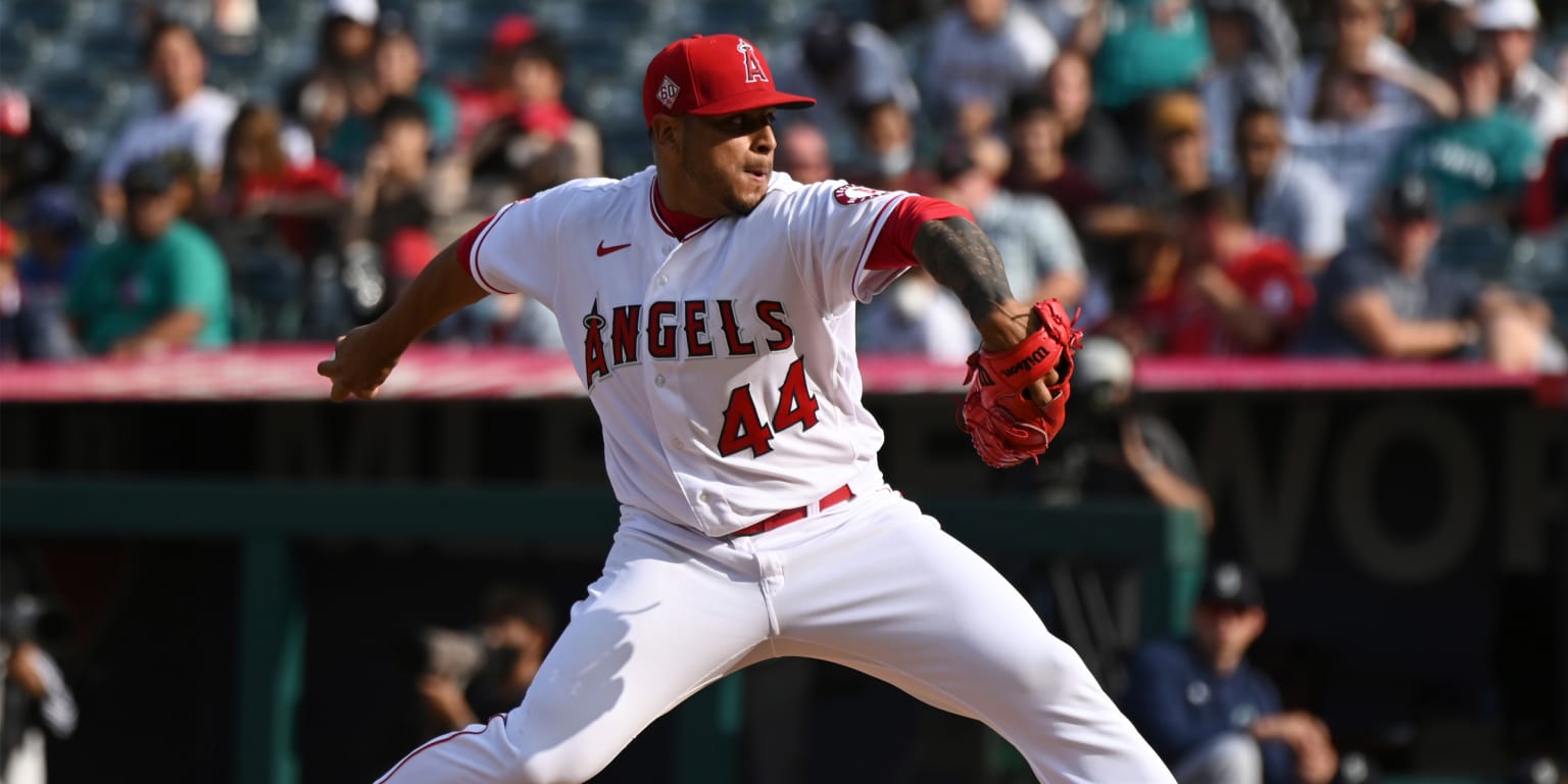 Angels sign AJ Ramos to Minor League contract