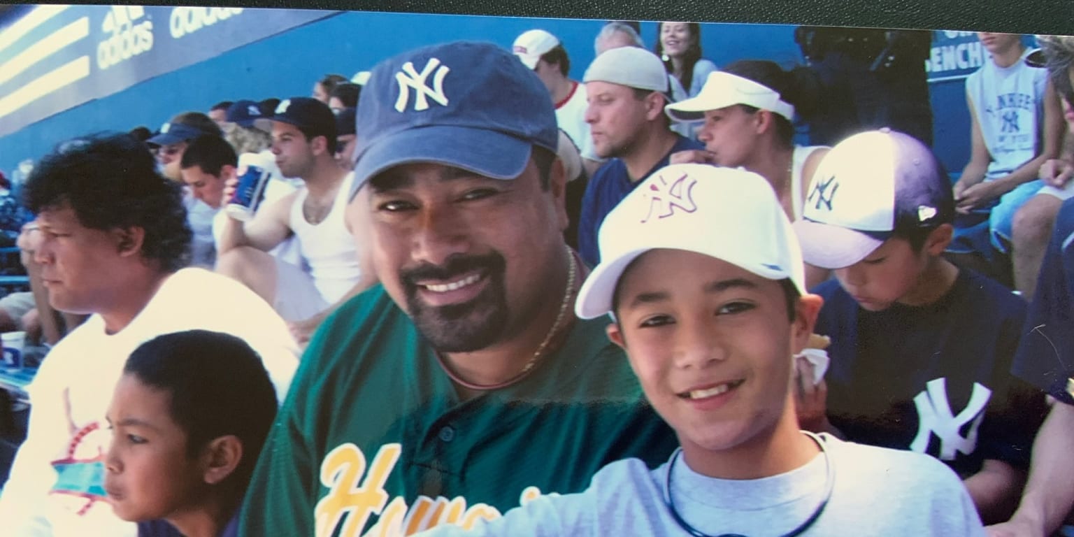 Isiah Kiner-Falefa tweets childhood photo at Yankee Stadium