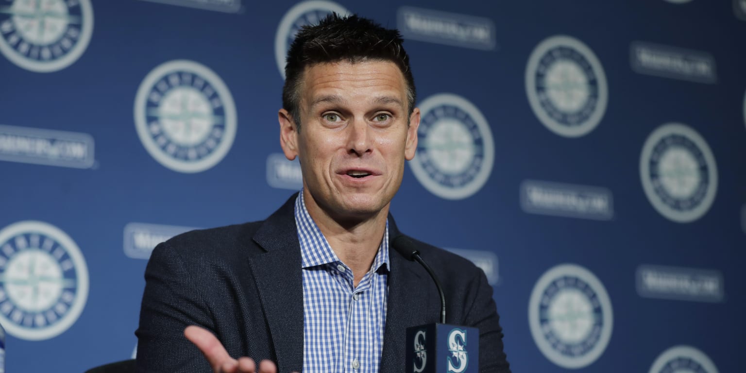Mariners' Jerry Dipoto re-engages free-agent, trade markets