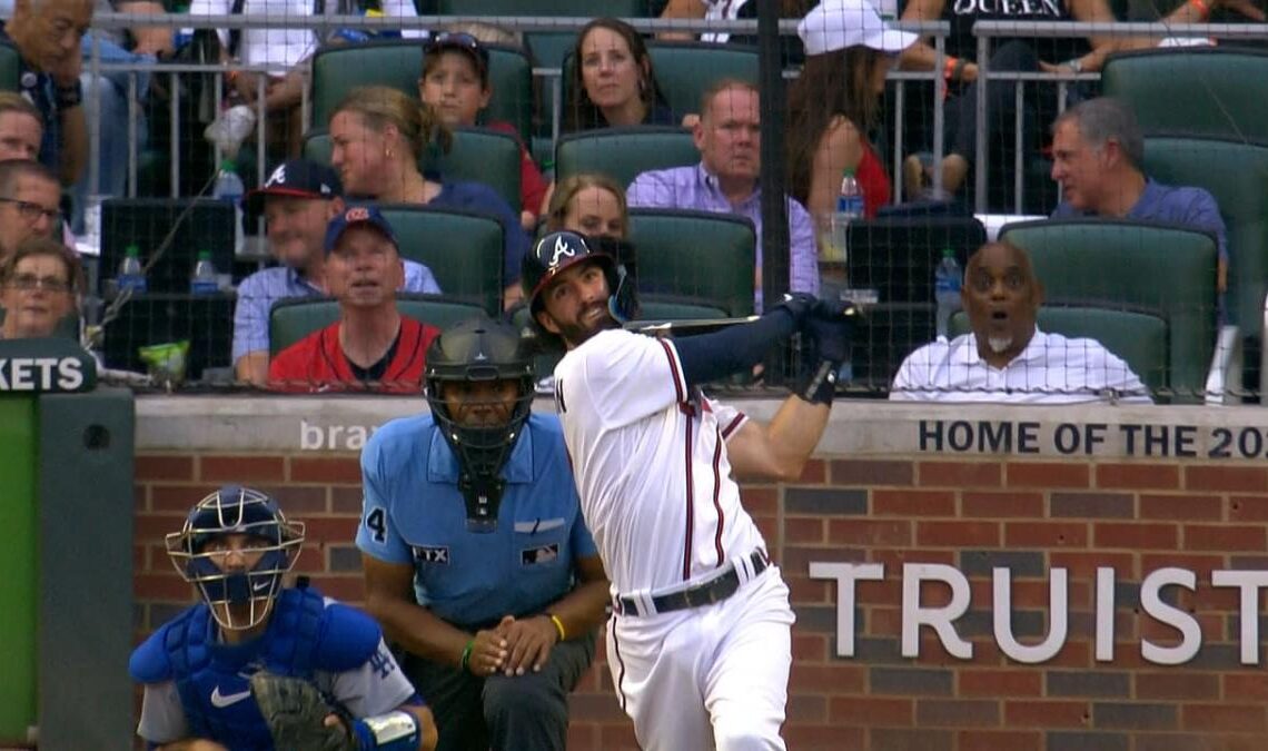 Dansby Swanson's two-run homer