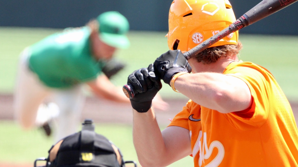 Game time announced for Tennessee-Notre Dame game No. 3 series finale