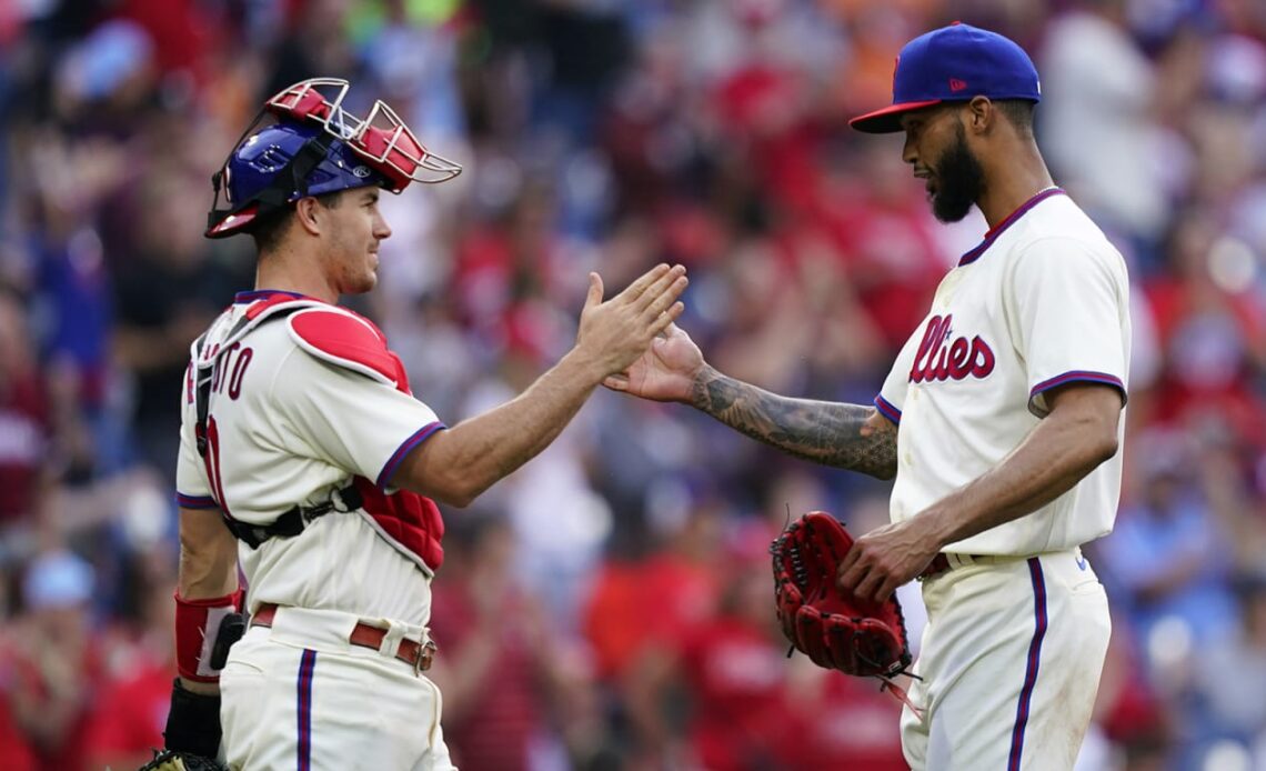 Phillies win ninth straight game