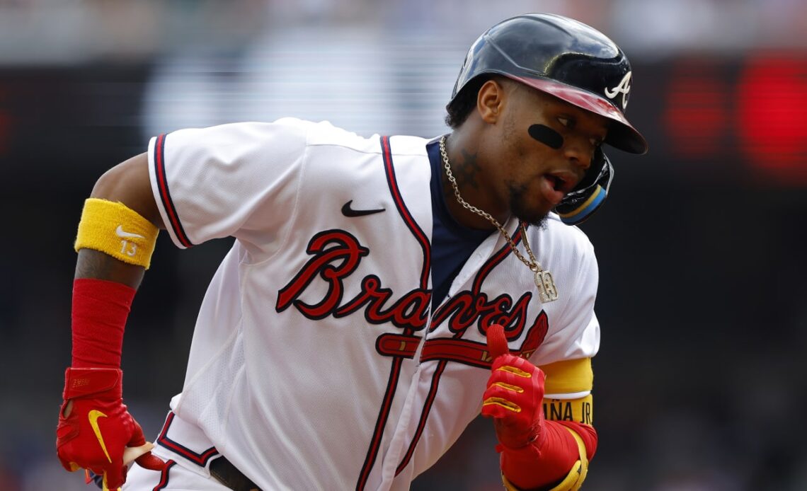 Ronald Acuña Jr. hits leadoff home run in Braves' 10th straight win