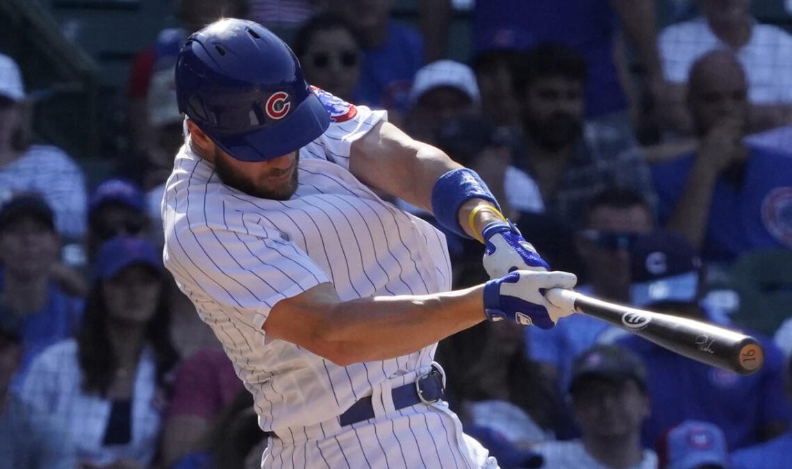 Cubs' Patrick Wisdom (finger) to undergo X-rays after slide