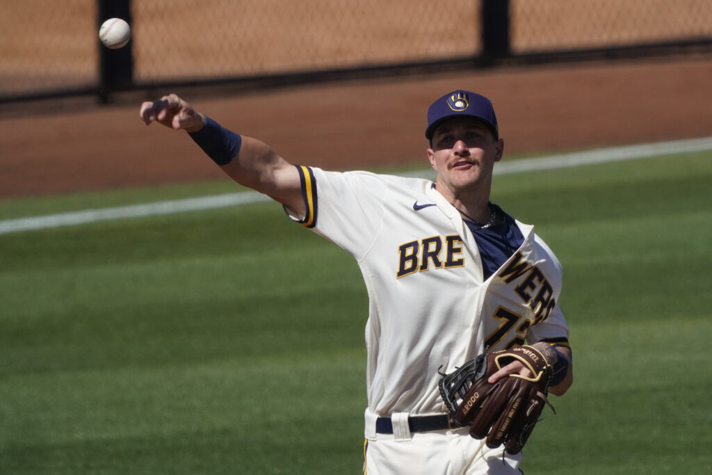 Brewers Select Brice Turang and Abner Uribe