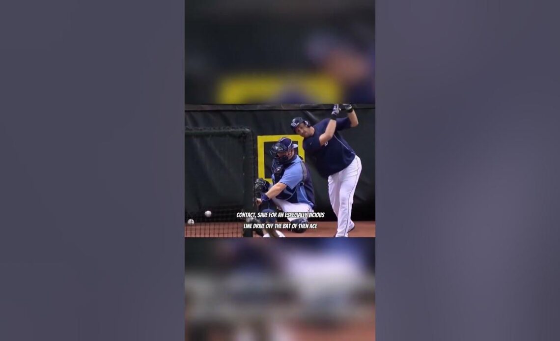 17 Year Old Girl Dominates MLB Hitters With Her Knuckleball